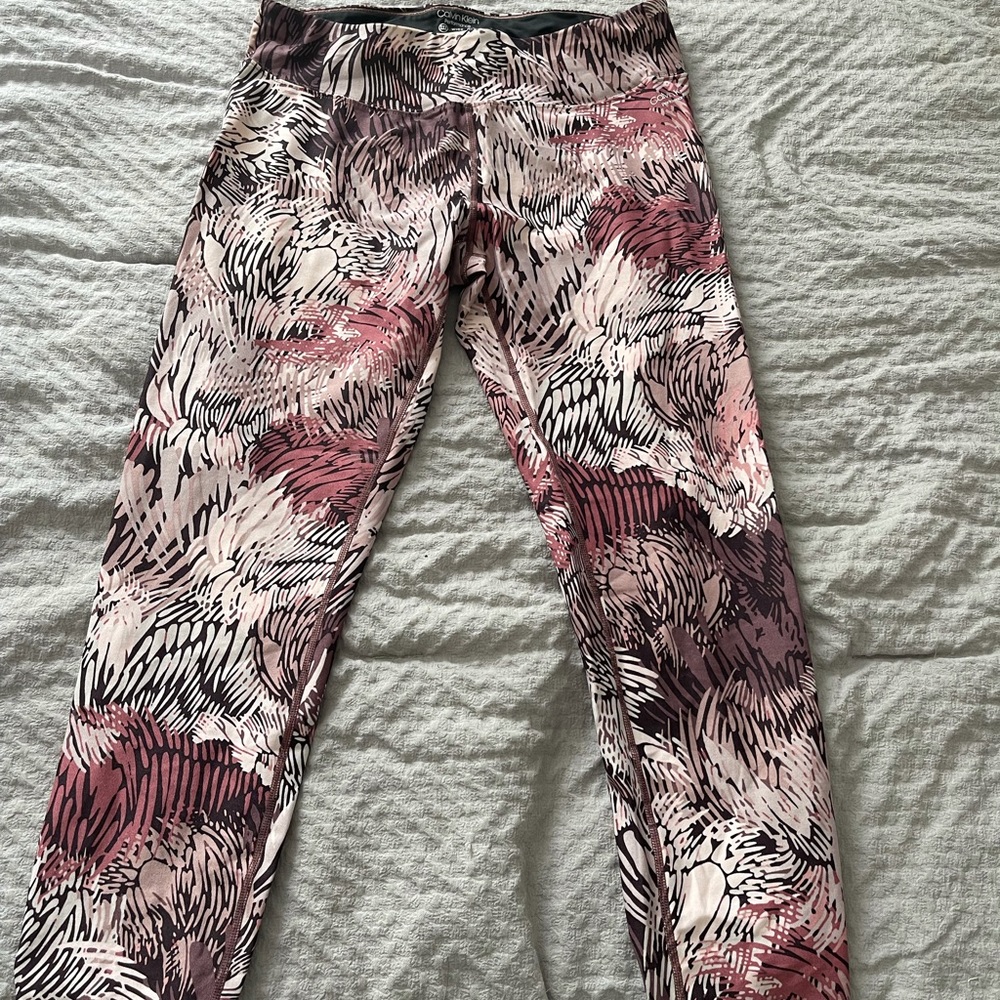 Calvin Klein pattern leggings